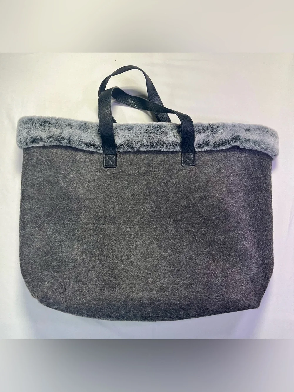Barnes & Noble Gray Faux-Fur Trim Large Felt Tote with Black Handles
